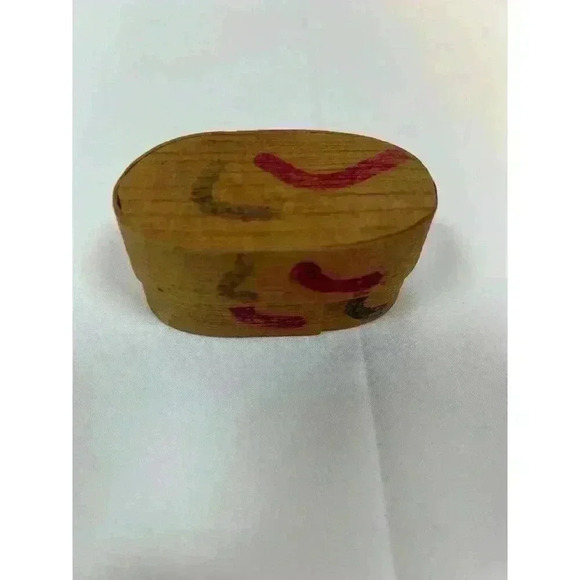 Guatemalan Worry Dolls Set of Six Handmade Wooden Box Children Sleep Legend - Picture 4 of 5